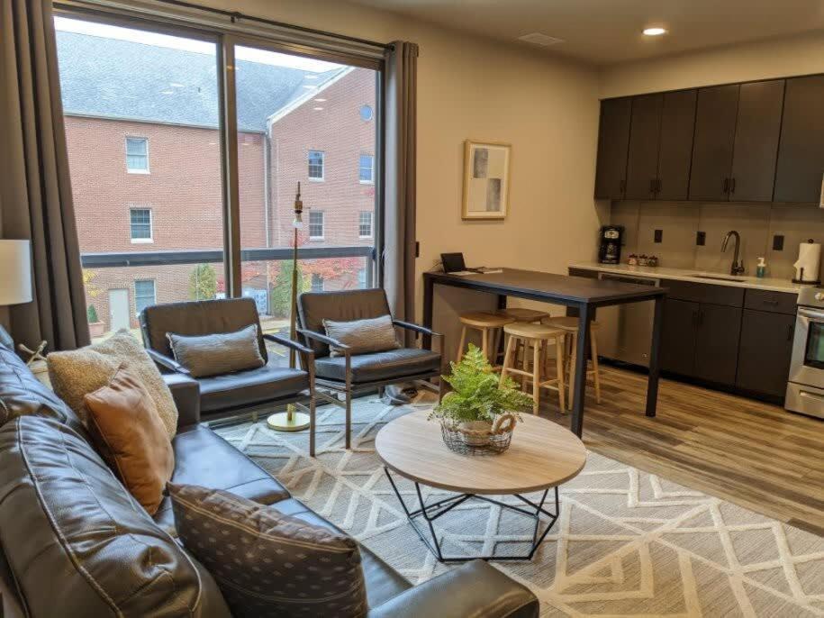 Modern Condo 210 Just Blocks From Lake Michigan Traverse City Dış mekan fotoğraf