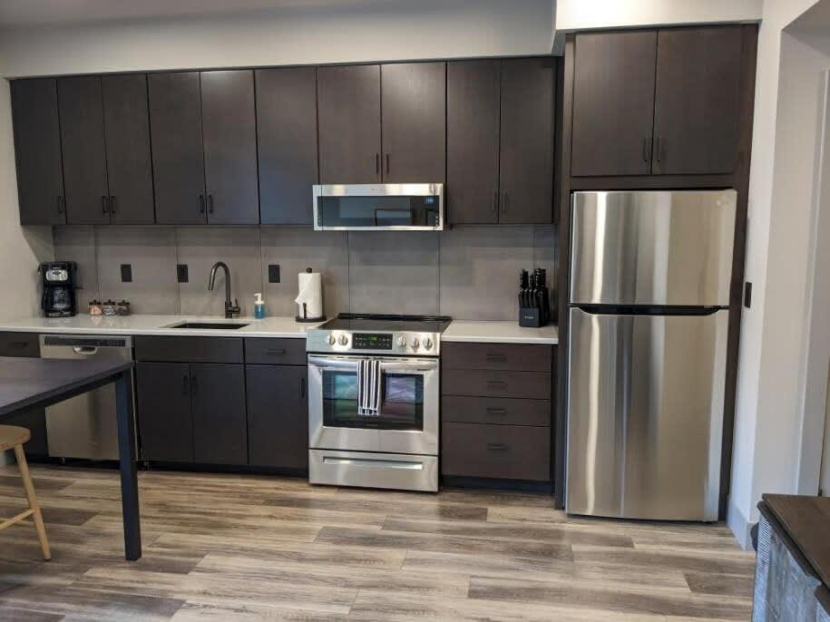 Modern Condo 210 Just Blocks From Lake Michigan Traverse City Dış mekan fotoğraf